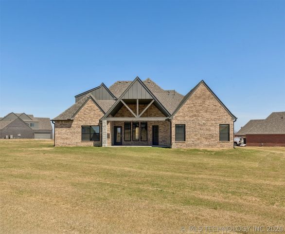 10926 N 86th East Court, Owasso, OK 74055