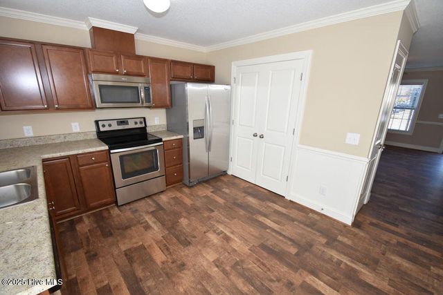 120 Chalder Drive B, Greenville, NC 27834
