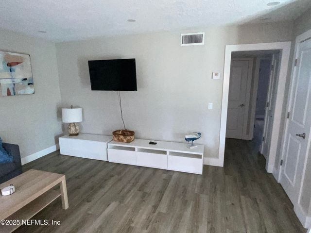 318 ARRICOLA Avenue 101, St. Augustine, FL 32080