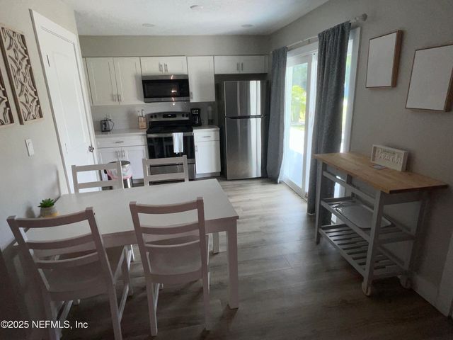318 ARRICOLA Avenue 101, St. Augustine, FL 32080