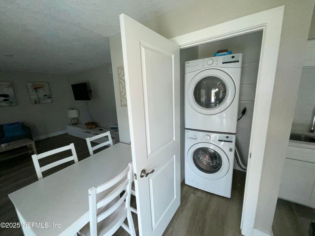 318 ARRICOLA Avenue 101, St. Augustine, FL 32080