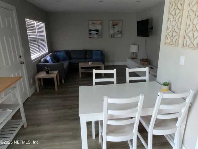 318 ARRICOLA Avenue 101, St. Augustine, FL 32080