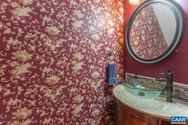 3595 MONTGOMERY LN, Charlottesville, VA 22903