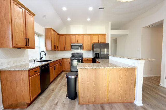 1902 Lantana Spring Lane, Pearland, TX 77581