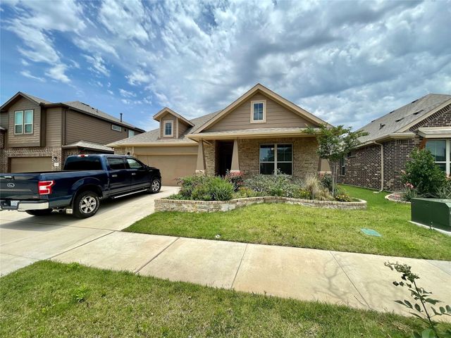 1904 Cardinal Way, Argyle, TX 76226