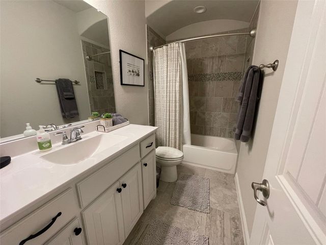 1904 Cardinal Way, Argyle, TX 76226