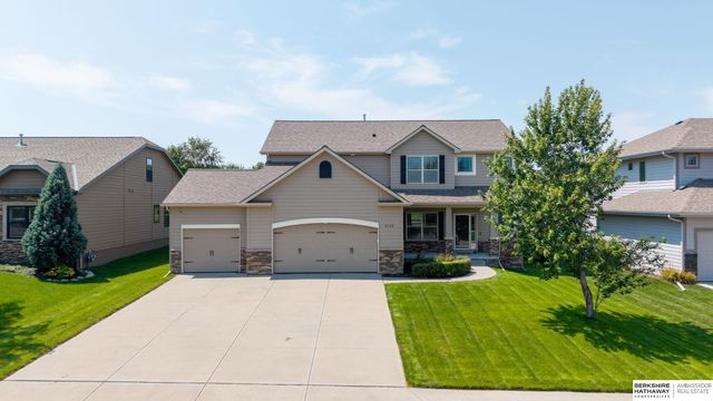 6418 N 163rd Street, Bennington, NE 68116