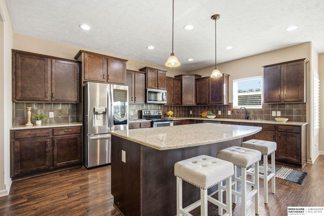 6418 N 163rd Street, Bennington, NE 68116