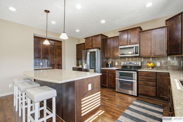 6418 N 163rd Street, Bennington, NE 68116