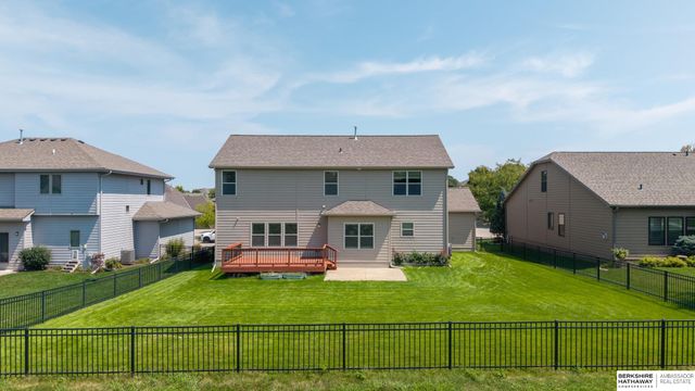 6418 N 163rd Street, Bennington, NE 68116