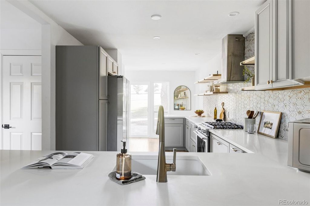 6000 W Mansfield Avenue 12, Denver, CO 80235
