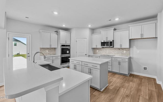 3000 Bayou Street, Graham, NC 27253