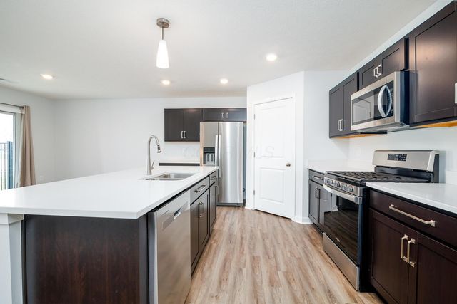 11 Sawmill Drive, Ashville, OH 43103