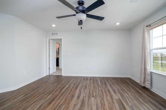 11 Sawmill Drive, Ashville, OH 43103