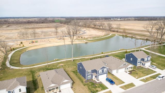 11 Sawmill Drive, Ashville, OH 43103