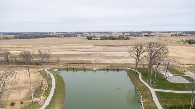 11 Sawmill Drive, Ashville, OH 43103