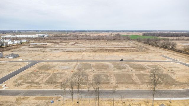 11 Sawmill Drive, Ashville, OH 43103