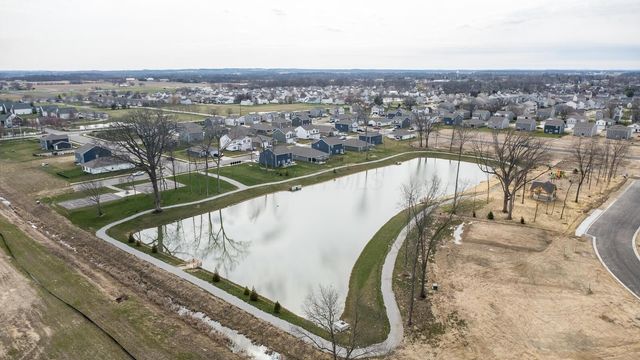 11 Sawmill Drive, Ashville, OH 43103