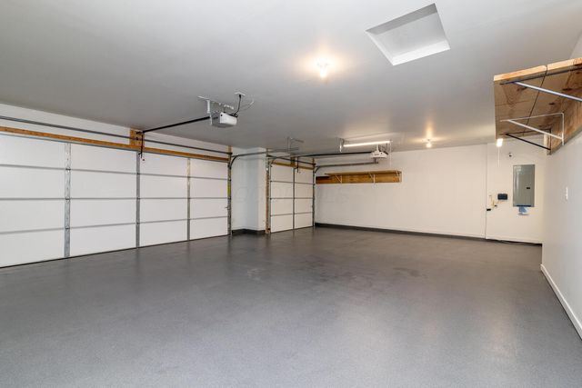 11 Sawmill Drive, Ashville, OH 43103