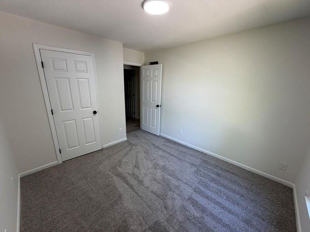 917 NE 108th Terrace, Kansas City, MO 64155