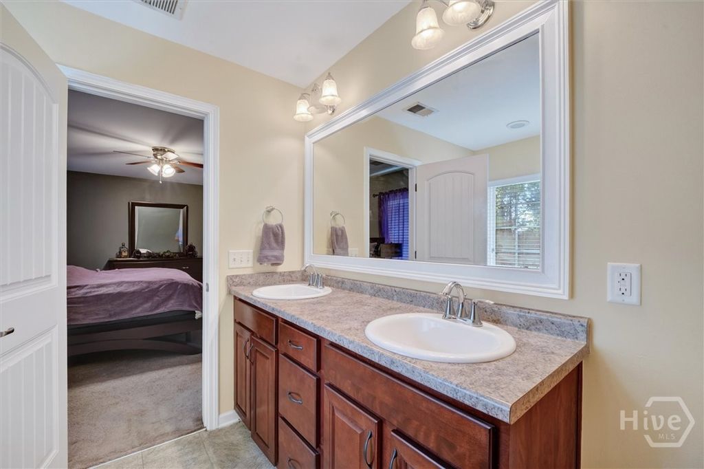 Image 21 of property listing at 282 Willow Point Circle, Savannah, GA 31407