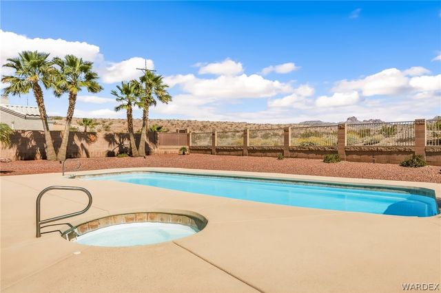 3551 Indian Hill Drive, Bullhead City, AZ 86429