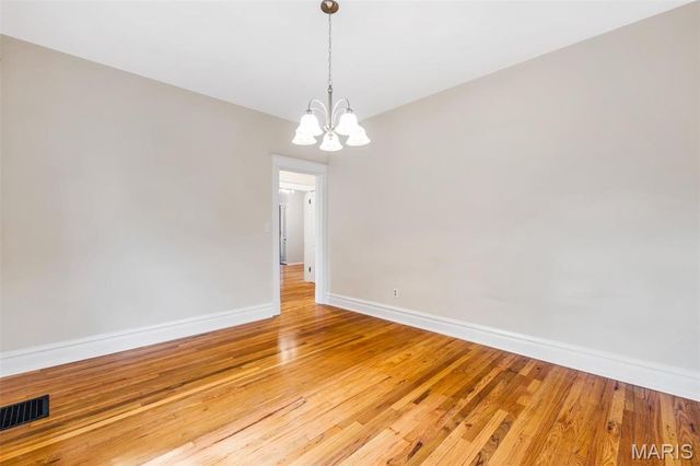 5006 Bancroft Avenue, St Louis, MO 63109