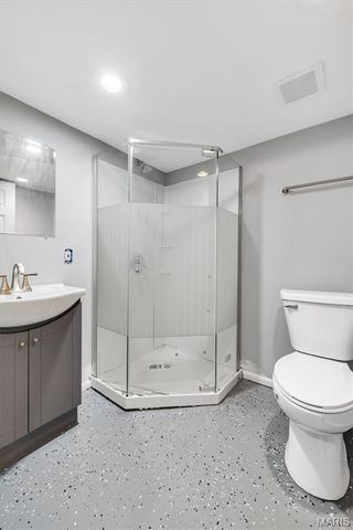 5006 Bancroft Avenue, St Louis, MO 63109