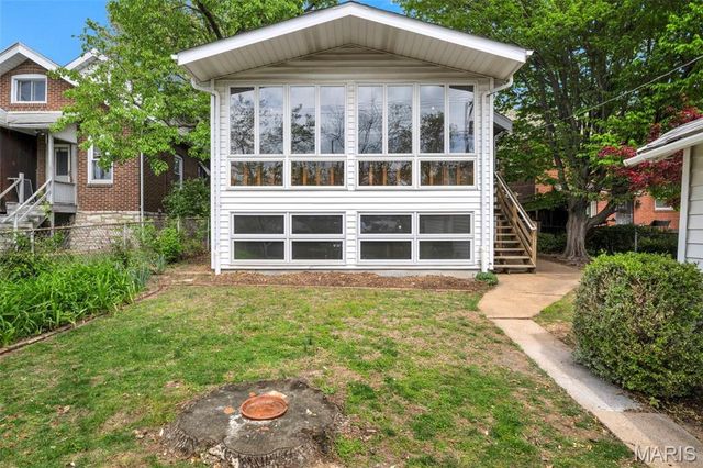 5006 Bancroft Avenue, St Louis, MO 63109