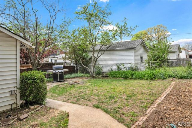 5006 Bancroft Avenue, St Louis, MO 63109