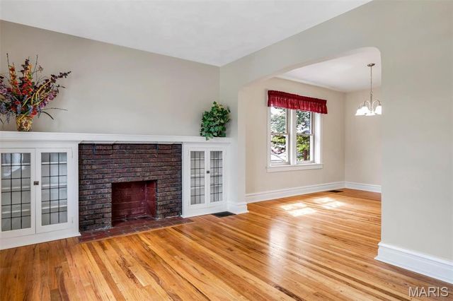 5006 Bancroft Avenue, St Louis, MO 63109