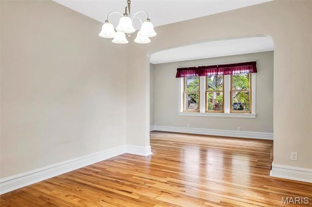 5006 Bancroft Avenue, St Louis, MO 63109