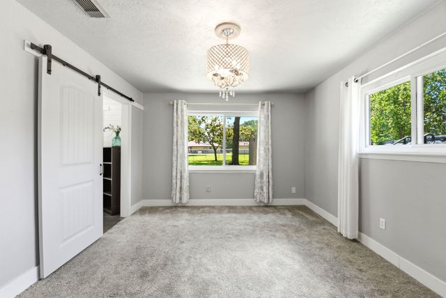 101 W Larkspur Drive, Alvin, TX 77511