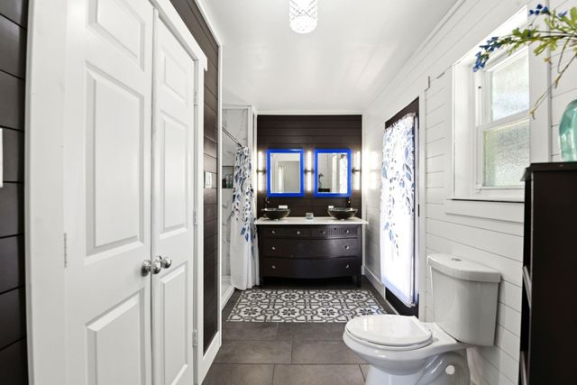 101 W Larkspur Drive, Alvin, TX 77511