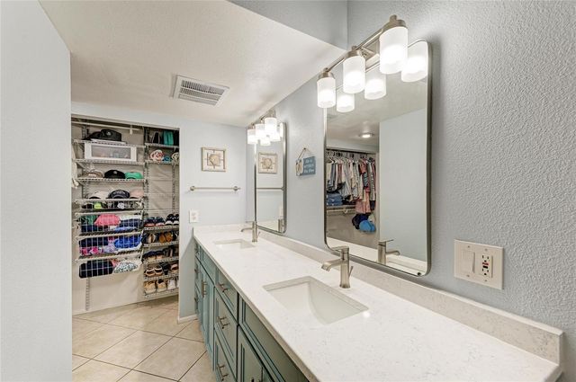 3486 51ST AVENUE CIR W 254, Bradenton, FL 34210