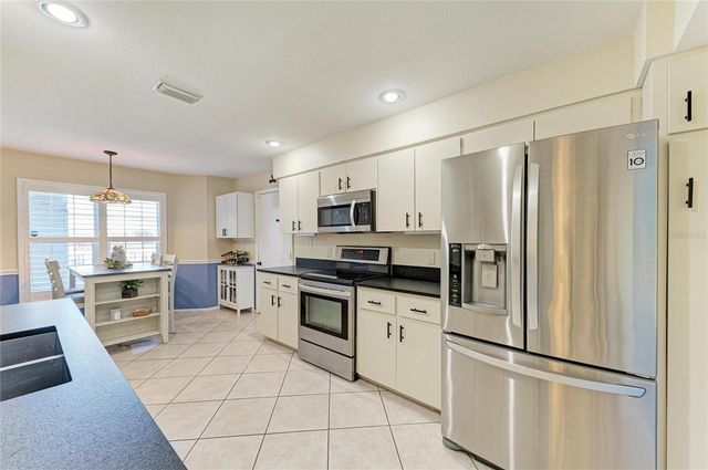 3486 51ST AVENUE CIR W 254, Bradenton, FL 34210