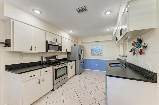 3486 51ST AVENUE CIR W 254, Bradenton, FL 34210