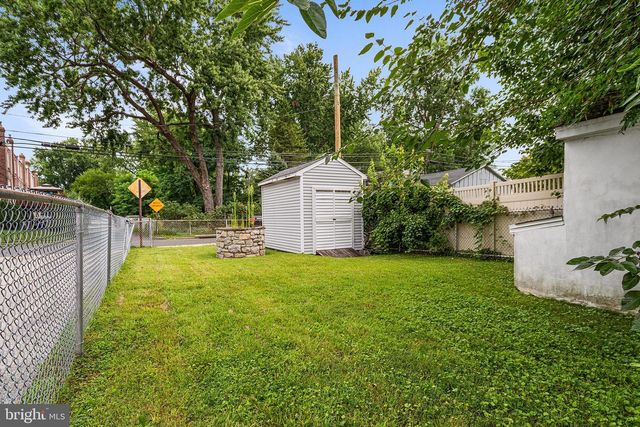2500 STONEYBROOK LN, Drexel Hill, PA 19026