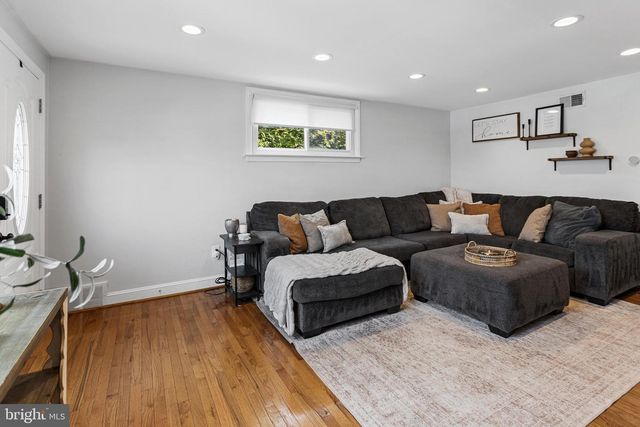 2500 STONEYBROOK LN, Drexel Hill, PA 19026