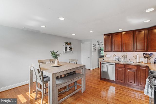 2500 STONEYBROOK LN, Drexel Hill, PA 19026