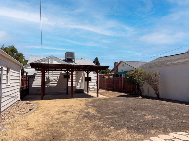 6016 Sampson Blvd, Sacramento, CA 95824