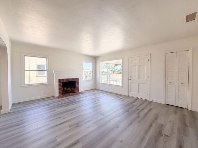 6016 Sampson Blvd, Sacramento, CA 95824