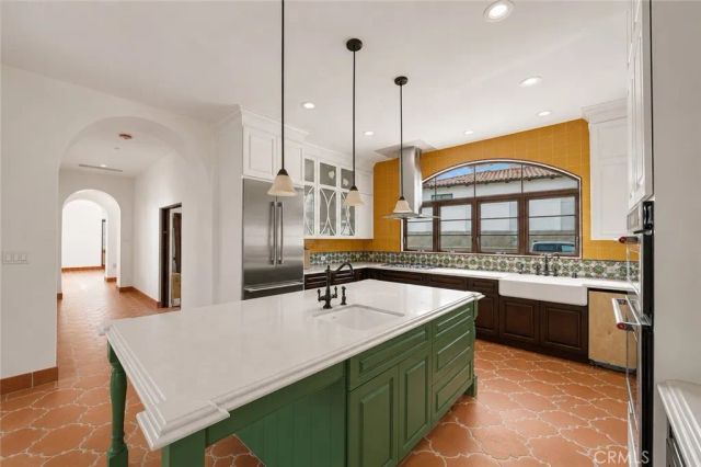2426 Sierra, Upland, CA 91784