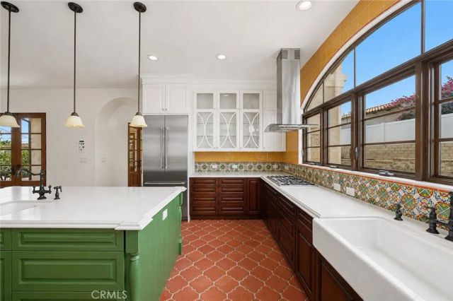 2426 Sierra, Upland, CA 91784