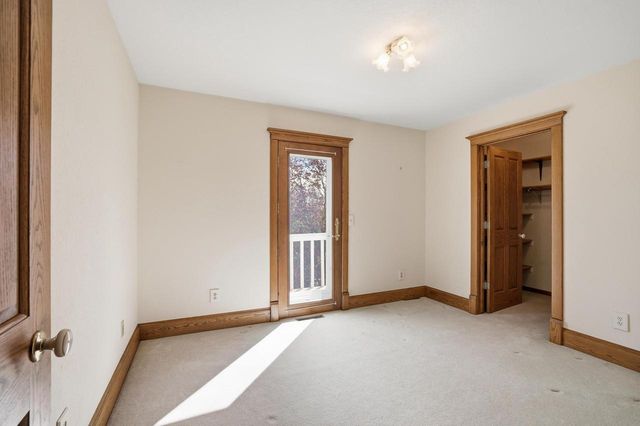 211 Erin COURT, West Bend, WI 53095