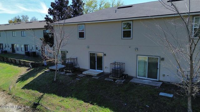 7859 PLAYSCHOOL Lane, Jacksonville, FL 32210