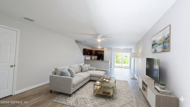 7859 PLAYSCHOOL Lane, Jacksonville, FL 32210