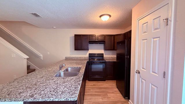 7859 PLAYSCHOOL Lane, Jacksonville, FL 32210