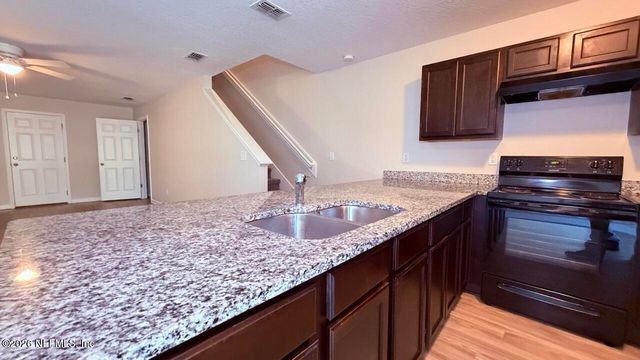 7859 PLAYSCHOOL Lane, Jacksonville, FL 32210