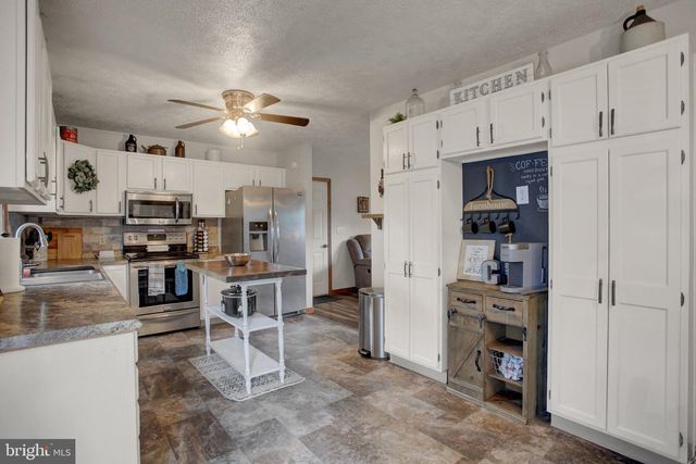 2597 WHITE CHURCH RD, Chambersburg, PA 17202